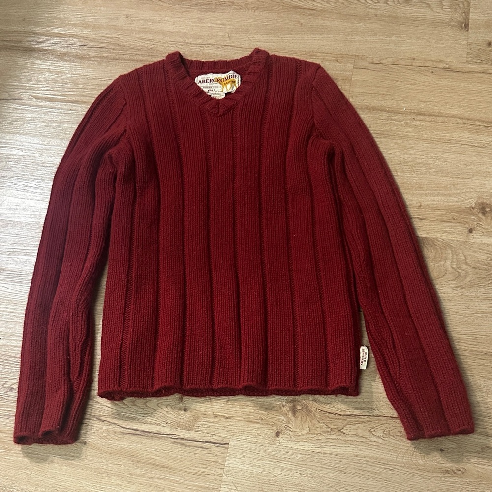 Abercrombie sweater size small